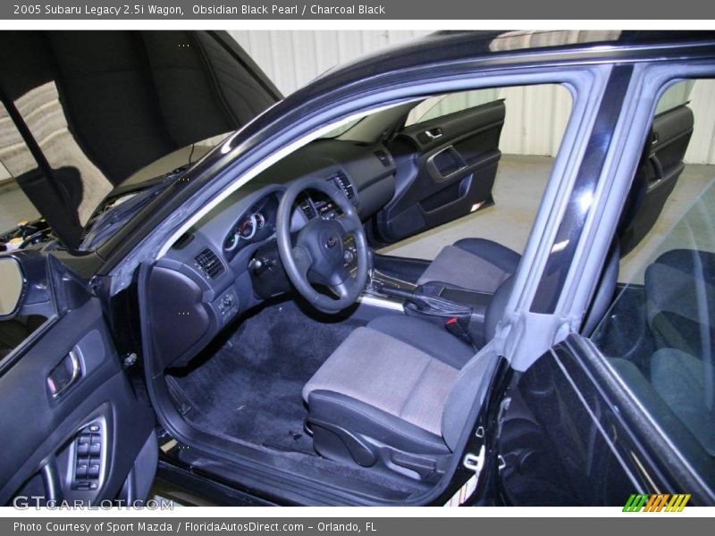 Obsidian Black Pearl / Charcoal Black 2005 Subaru Legacy 2.5i Wagon