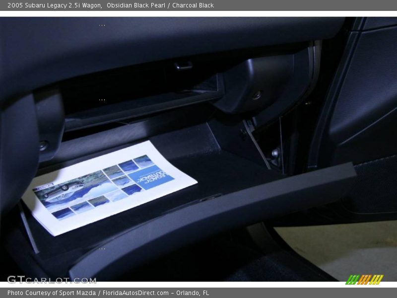 Obsidian Black Pearl / Charcoal Black 2005 Subaru Legacy 2.5i Wagon