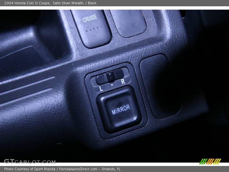 Satin Silver Metallic / Black 2004 Honda Civic Si Coupe