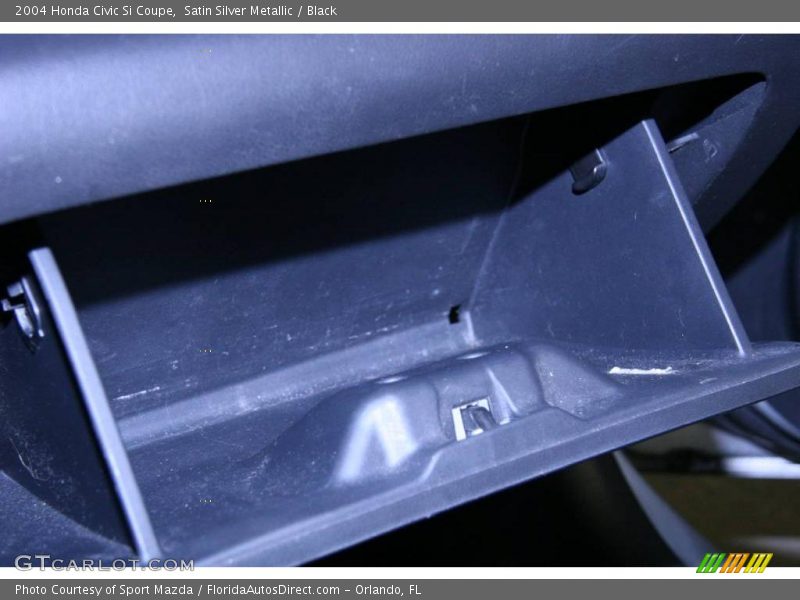 Satin Silver Metallic / Black 2004 Honda Civic Si Coupe