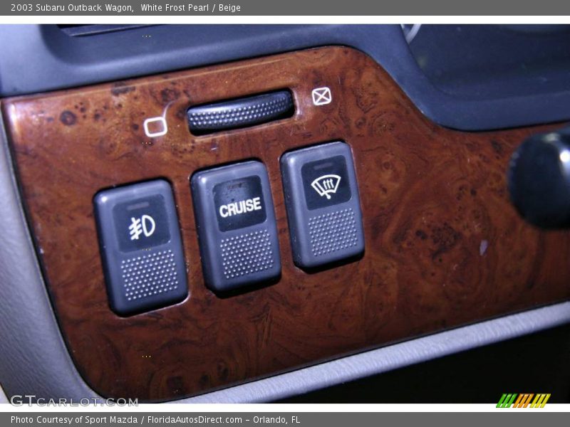 White Frost Pearl / Beige 2003 Subaru Outback Wagon