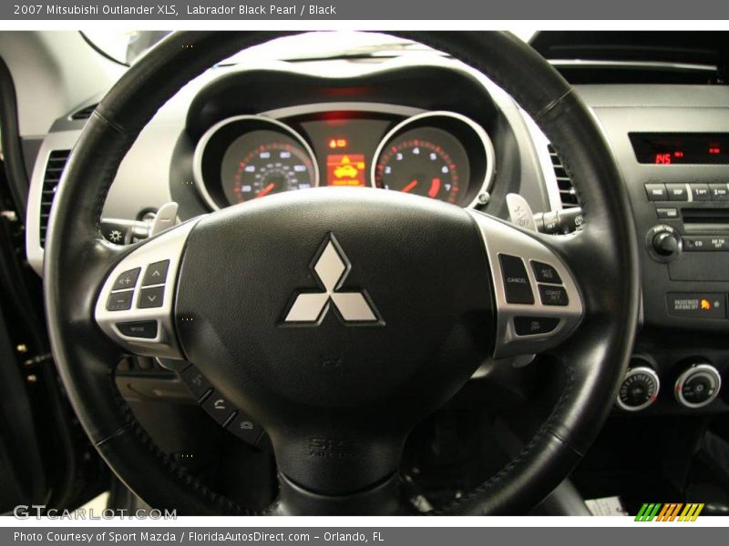 Labrador Black Pearl / Black 2007 Mitsubishi Outlander XLS