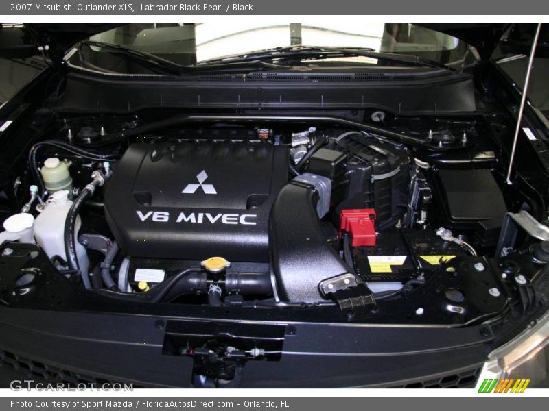 Labrador Black Pearl / Black 2007 Mitsubishi Outlander XLS