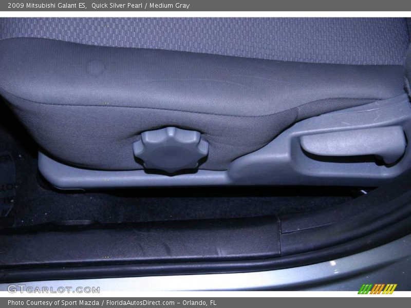 Quick Silver Pearl / Medium Gray 2009 Mitsubishi Galant ES