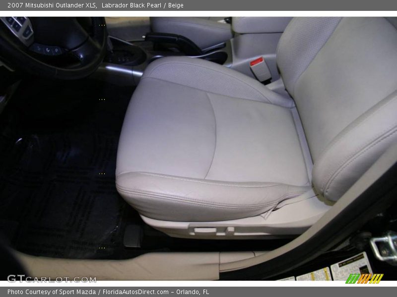Labrador Black Pearl / Beige 2007 Mitsubishi Outlander XLS