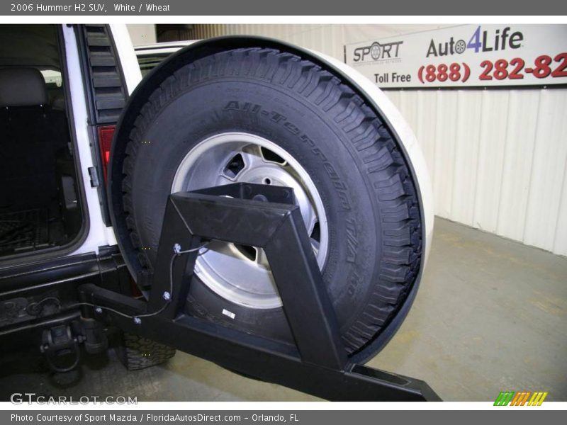 White / Wheat 2006 Hummer H2 SUV