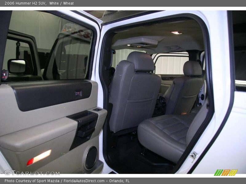 White / Wheat 2006 Hummer H2 SUV