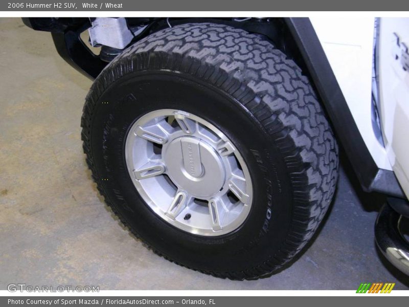 White / Wheat 2006 Hummer H2 SUV