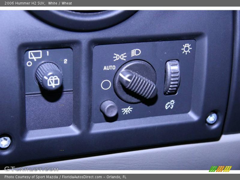 White / Wheat 2006 Hummer H2 SUV