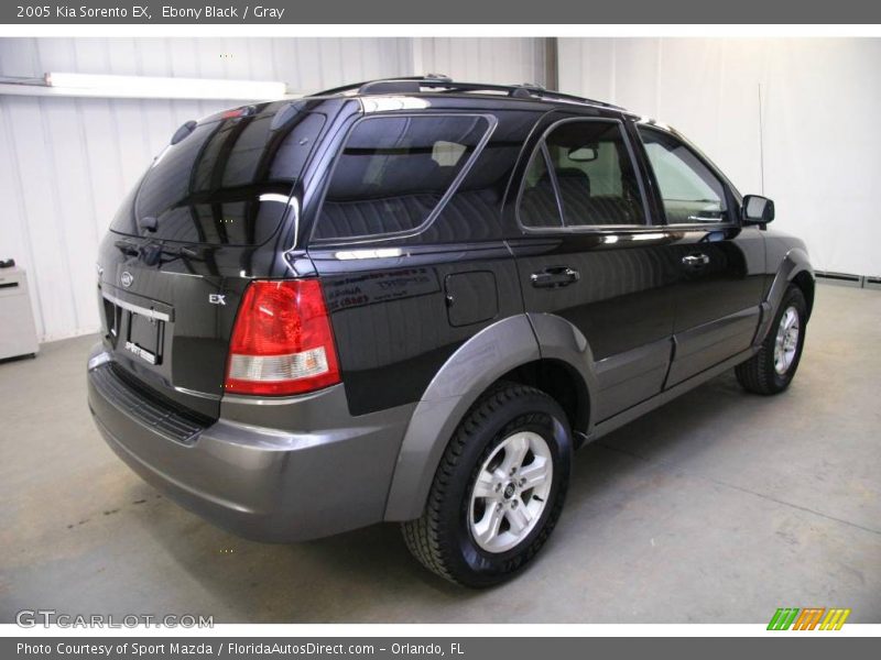 Ebony Black / Gray 2005 Kia Sorento EX