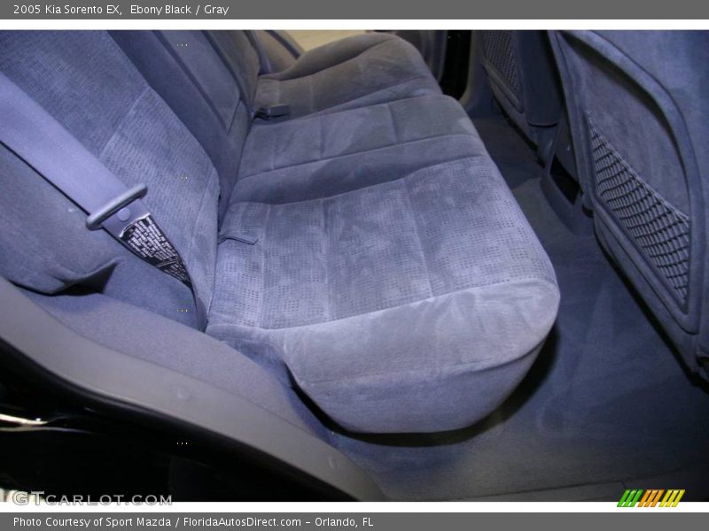 Ebony Black / Gray 2005 Kia Sorento EX