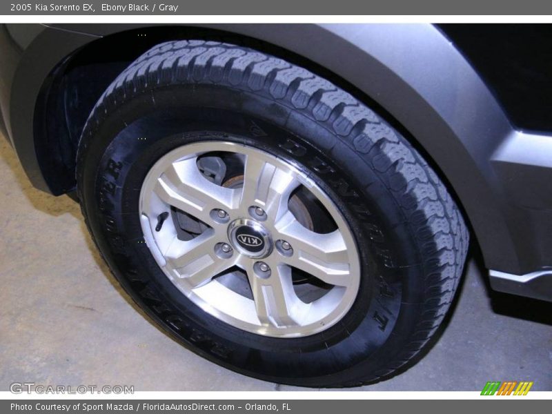 Ebony Black / Gray 2005 Kia Sorento EX