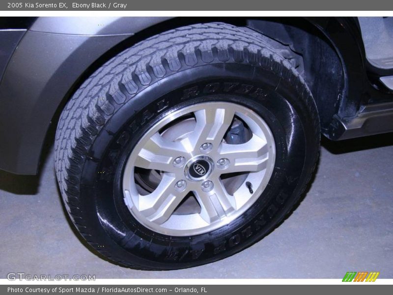 Ebony Black / Gray 2005 Kia Sorento EX