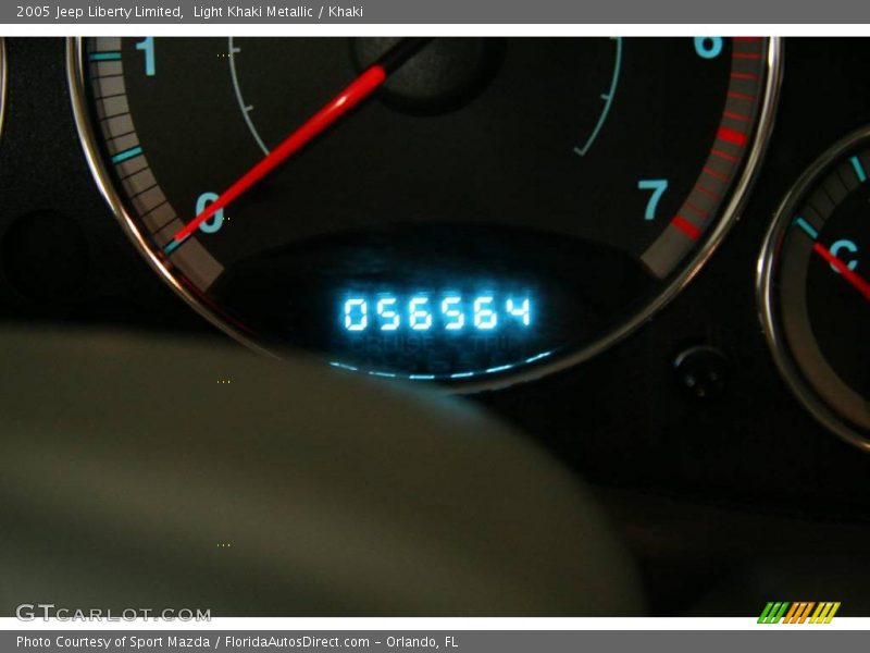 Light Khaki Metallic / Khaki 2005 Jeep Liberty Limited
