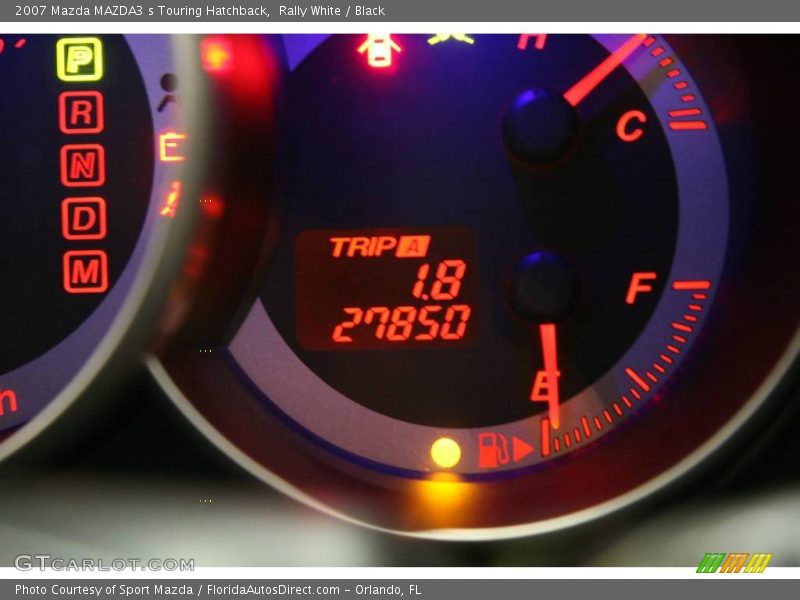 Rally White / Black 2007 Mazda MAZDA3 s Touring Hatchback