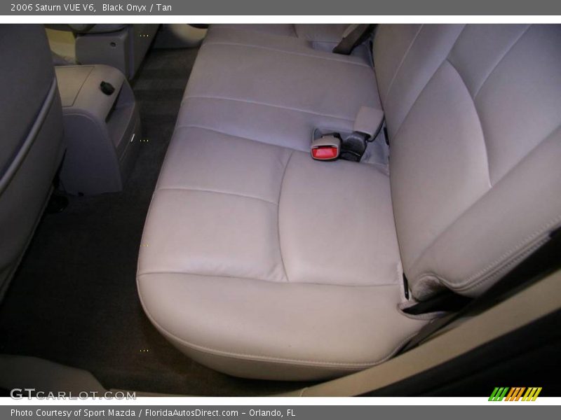 Black Onyx / Tan 2006 Saturn VUE V6