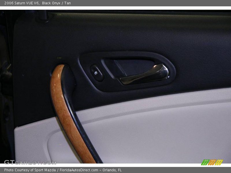Black Onyx / Tan 2006 Saturn VUE V6