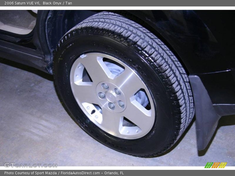 Black Onyx / Tan 2006 Saturn VUE V6