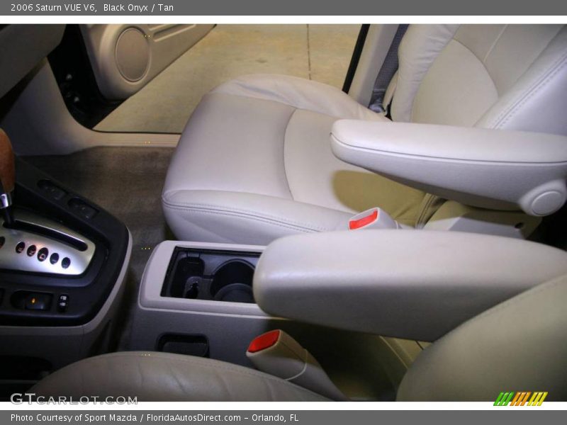 Black Onyx / Tan 2006 Saturn VUE V6