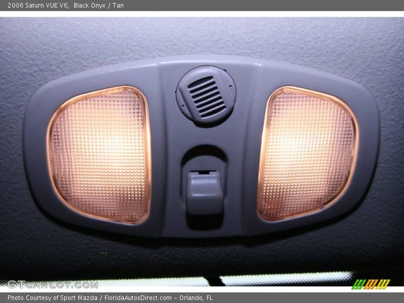 Black Onyx / Tan 2006 Saturn VUE V6
