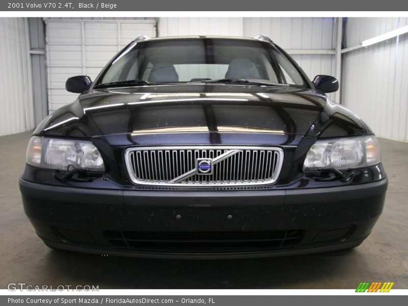 Black / Beige 2001 Volvo V70 2.4T