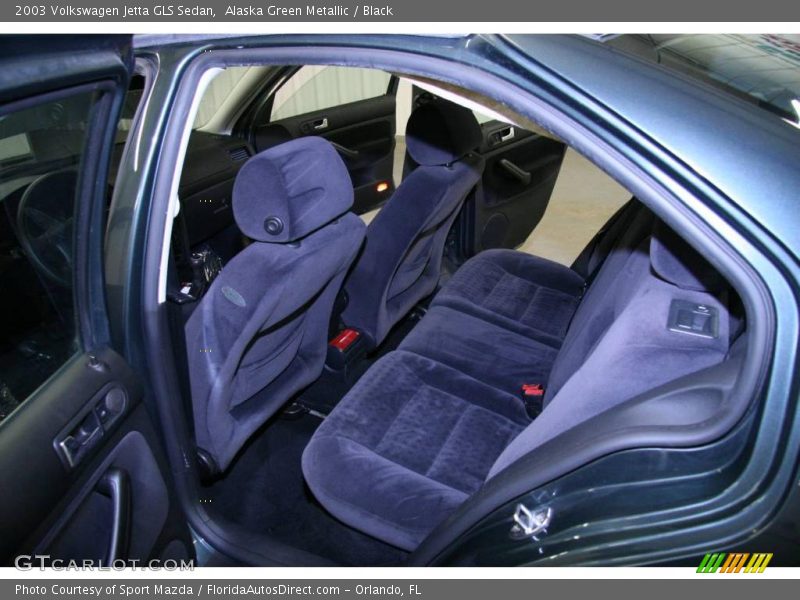Alaska Green Metallic / Black 2003 Volkswagen Jetta GLS Sedan