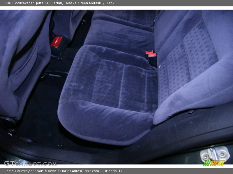 Alaska Green Metallic / Black 2003 Volkswagen Jetta GLS Sedan