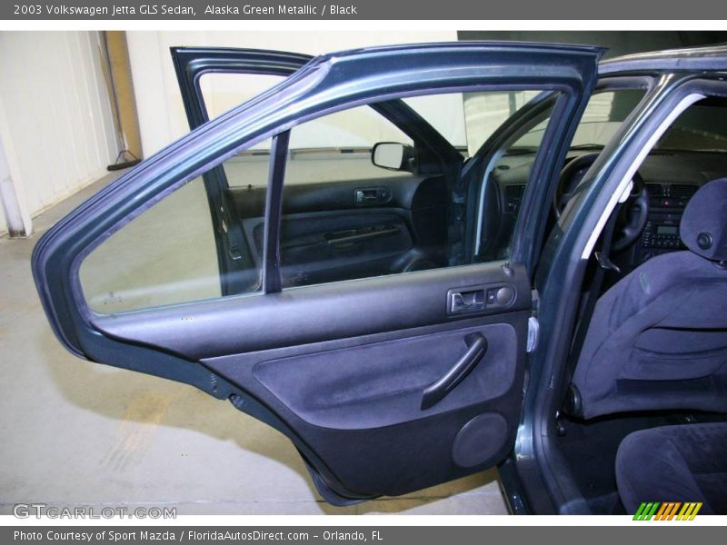 Alaska Green Metallic / Black 2003 Volkswagen Jetta GLS Sedan