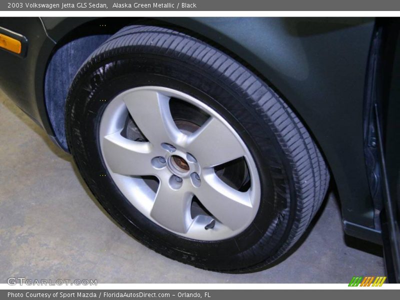 Alaska Green Metallic / Black 2003 Volkswagen Jetta GLS Sedan