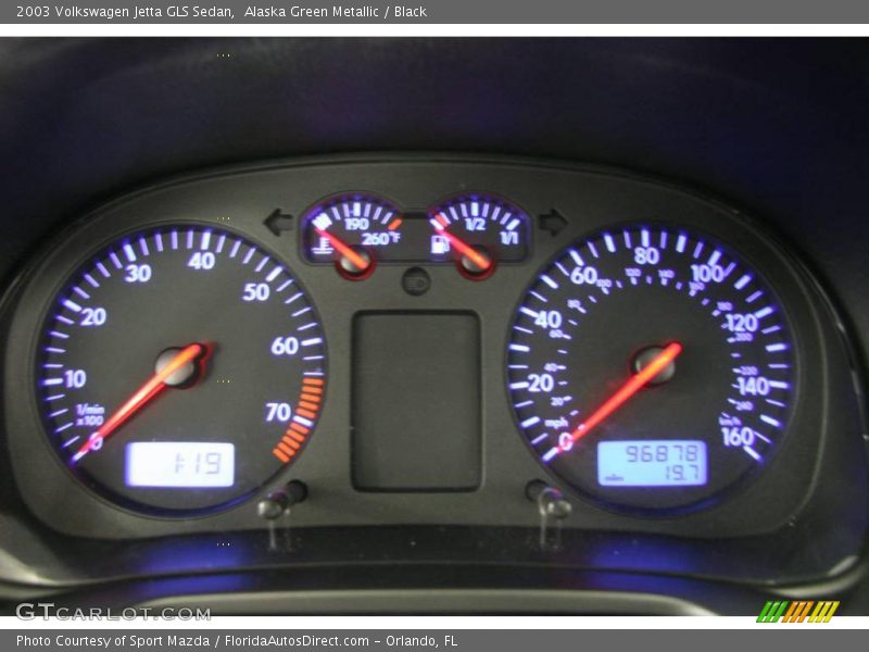 Alaska Green Metallic / Black 2003 Volkswagen Jetta GLS Sedan