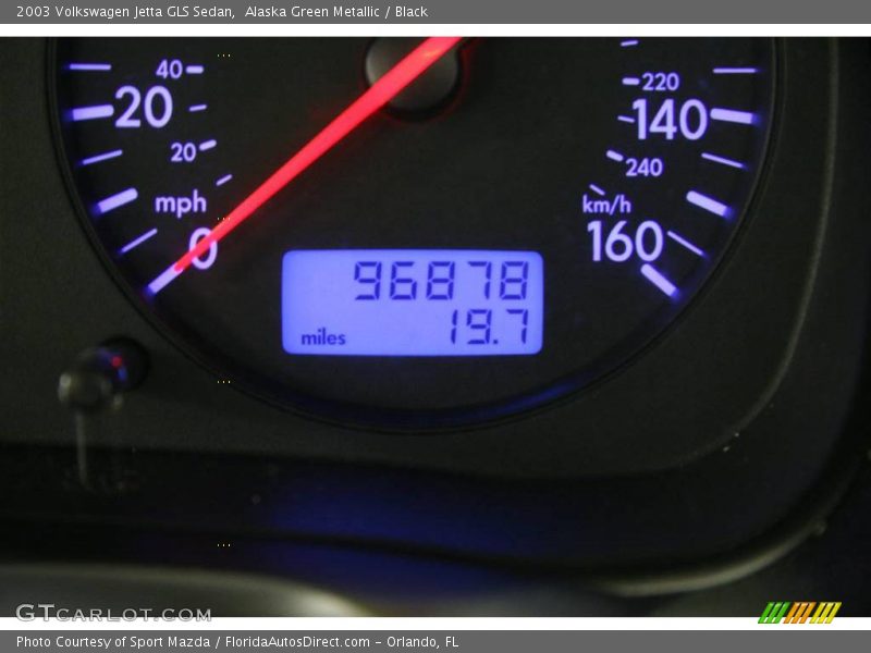 Alaska Green Metallic / Black 2003 Volkswagen Jetta GLS Sedan