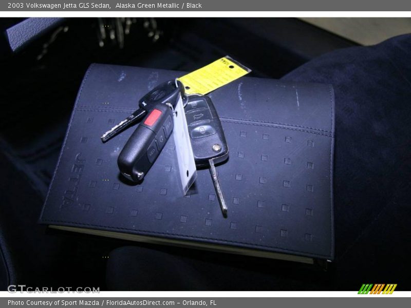 Alaska Green Metallic / Black 2003 Volkswagen Jetta GLS Sedan