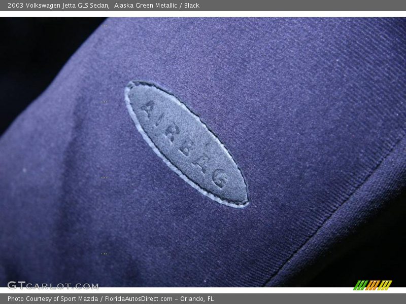 Alaska Green Metallic / Black 2003 Volkswagen Jetta GLS Sedan