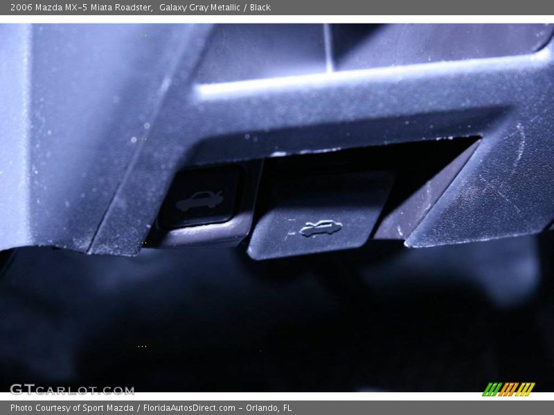Galaxy Gray Metallic / Black 2006 Mazda MX-5 Miata Roadster