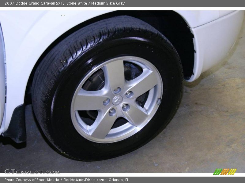 Stone White / Medium Slate Gray 2007 Dodge Grand Caravan SXT