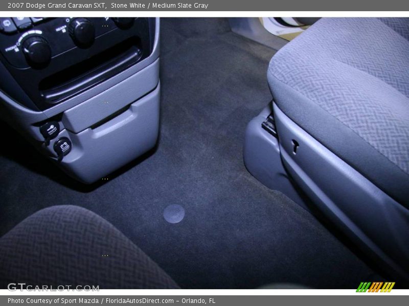 Stone White / Medium Slate Gray 2007 Dodge Grand Caravan SXT
