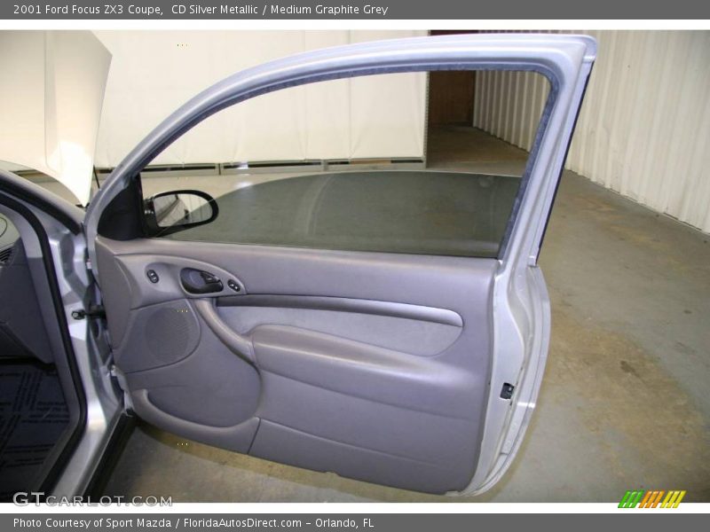 CD Silver Metallic / Medium Graphite Grey 2001 Ford Focus ZX3 Coupe