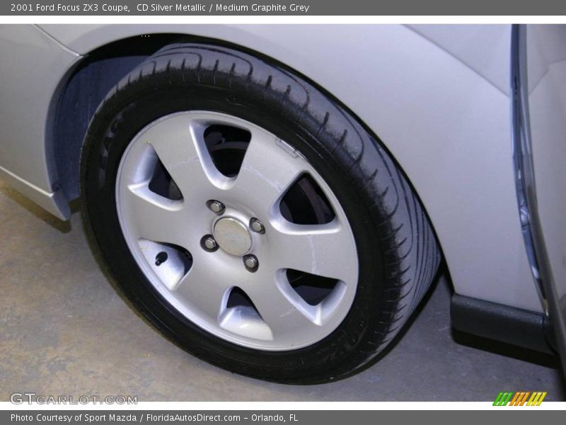 CD Silver Metallic / Medium Graphite Grey 2001 Ford Focus ZX3 Coupe