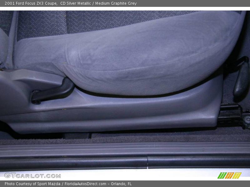 CD Silver Metallic / Medium Graphite Grey 2001 Ford Focus ZX3 Coupe