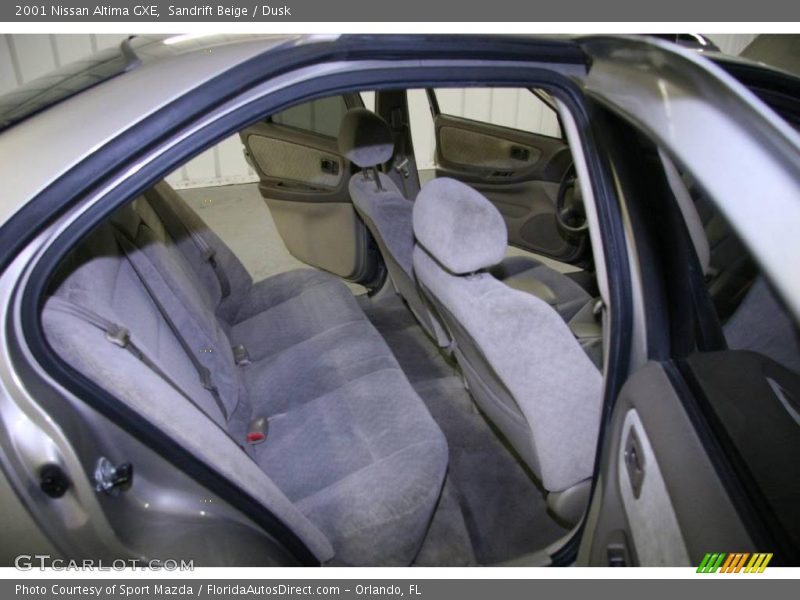 Sandrift Beige / Dusk 2001 Nissan Altima GXE