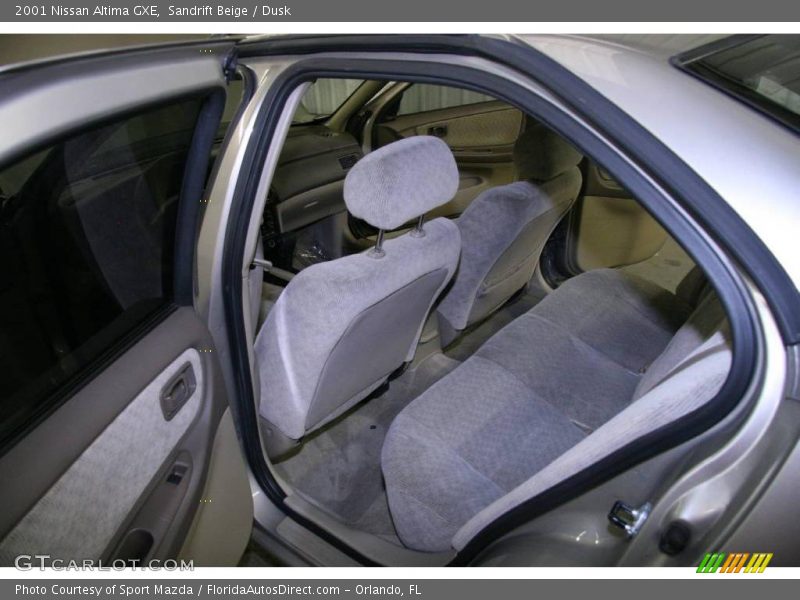 Sandrift Beige / Dusk 2001 Nissan Altima GXE