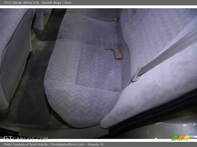 Sandrift Beige / Dusk 2001 Nissan Altima GXE