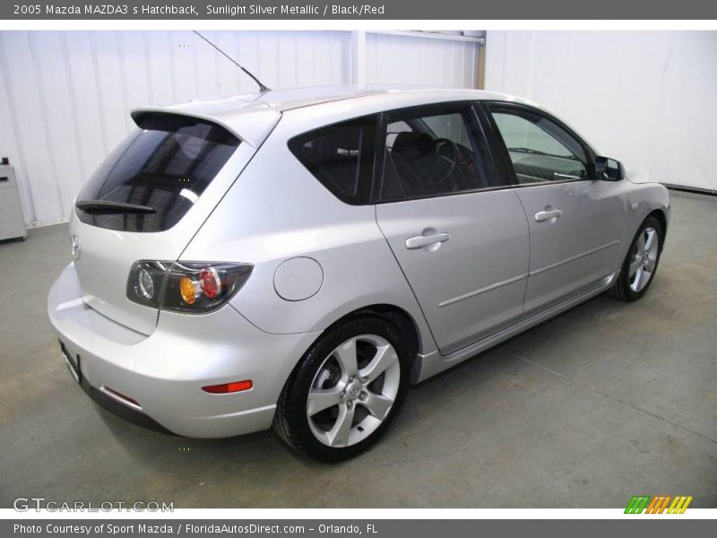 Sunlight Silver Metallic / Black/Red 2005 Mazda MAZDA3 s Hatchback