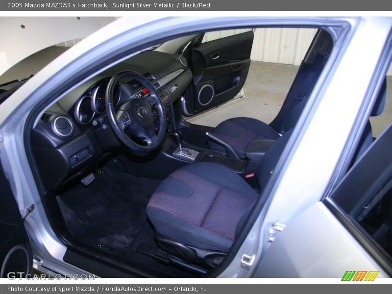 Sunlight Silver Metallic / Black/Red 2005 Mazda MAZDA3 s Hatchback