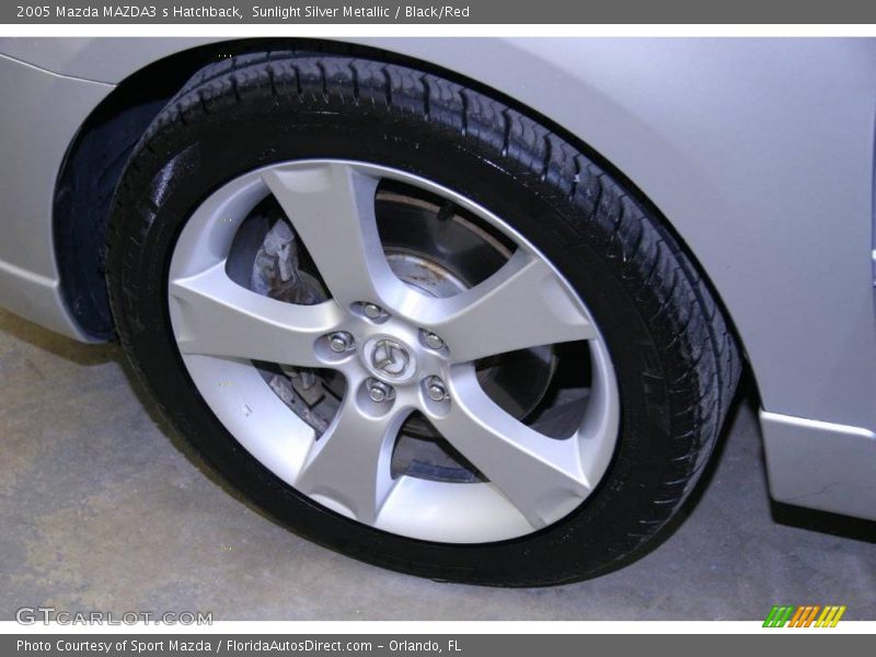 Sunlight Silver Metallic / Black/Red 2005 Mazda MAZDA3 s Hatchback