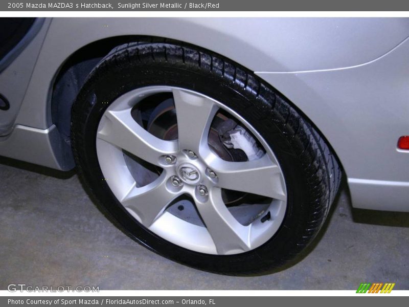 Sunlight Silver Metallic / Black/Red 2005 Mazda MAZDA3 s Hatchback