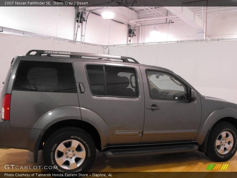 Storm Gray / Desert 2007 Nissan Pathfinder SE