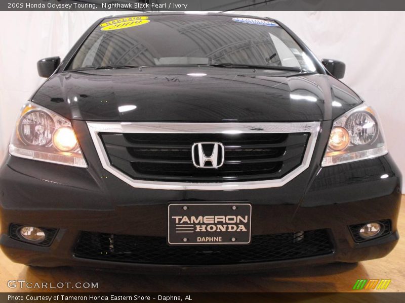 Nighthawk Black Pearl / Ivory 2009 Honda Odyssey Touring