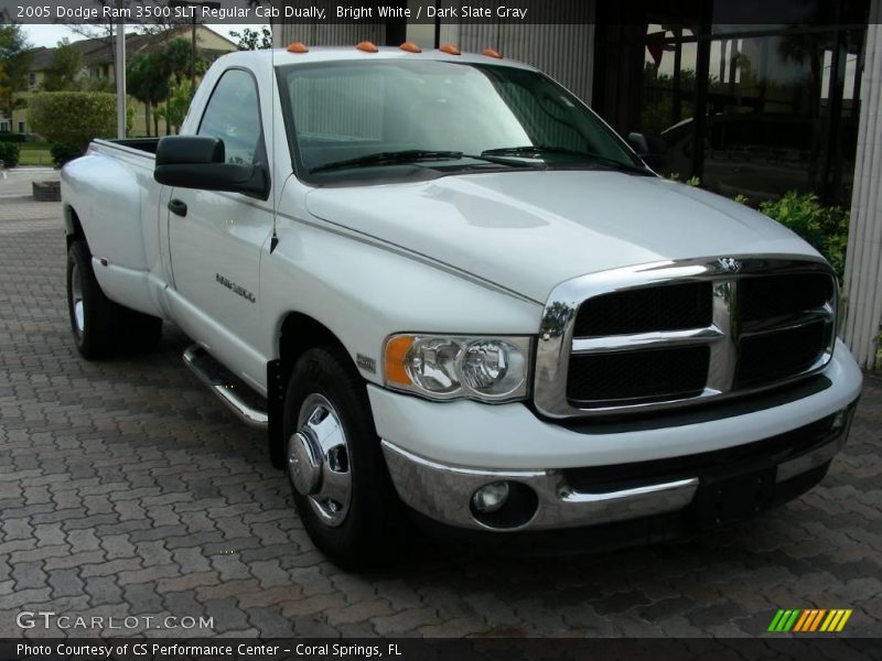 Bright White / Dark Slate Gray 2005 Dodge Ram 3500 SLT Regular Cab Dually