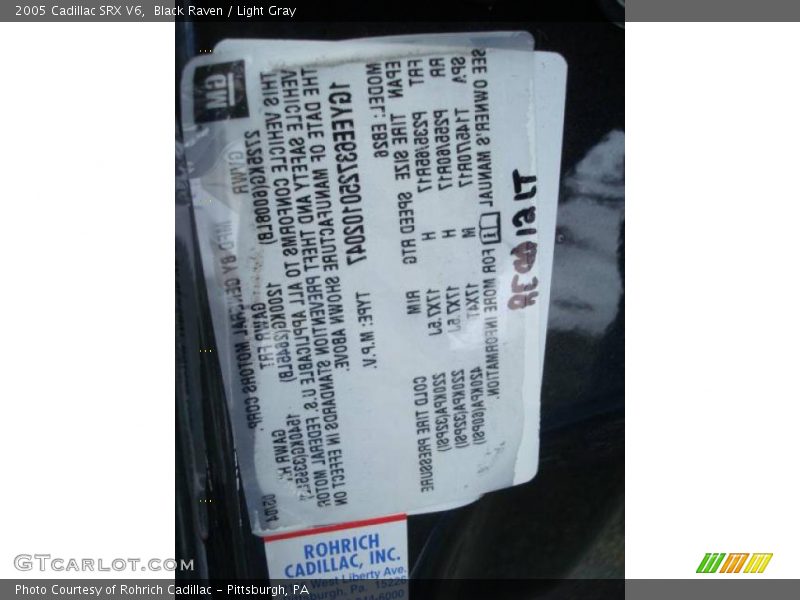 Black Raven / Light Gray 2005 Cadillac SRX V6